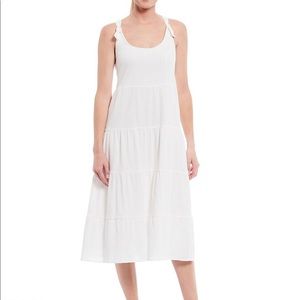 Gianni bini white tiered dress